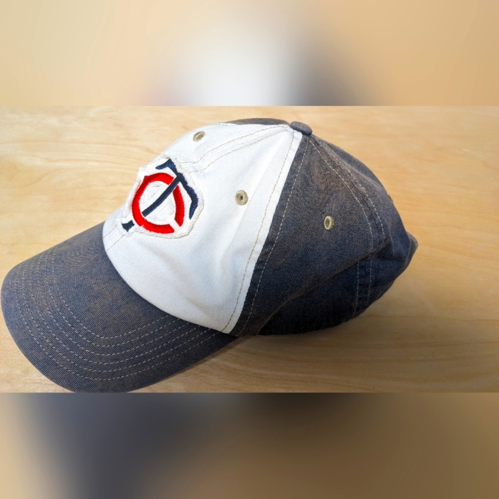 Minnesota Twins Baseball Hat, NWOT, Blue & White, Distressed, OSFA
